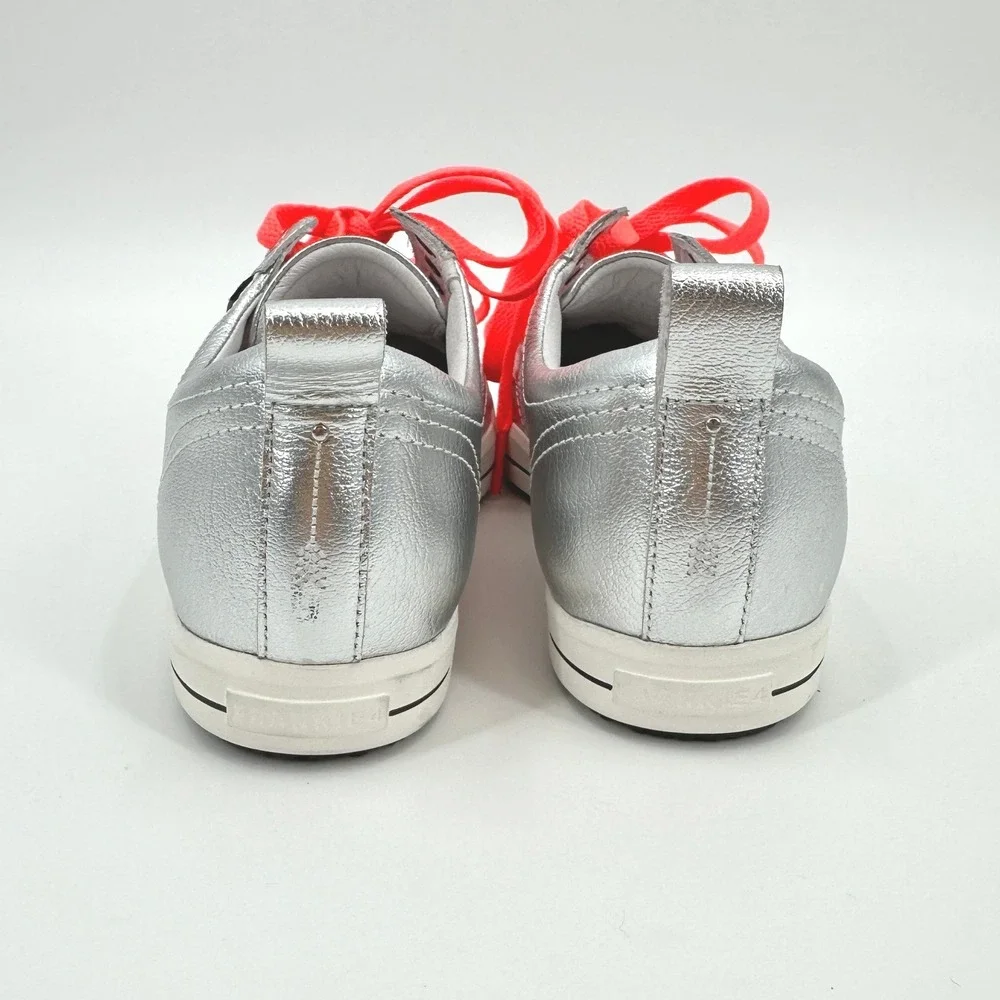 Frankie4 Ellie V Silver Tumbled Metallic Leather Sneakers‎ Womens 7.5 *READ*
